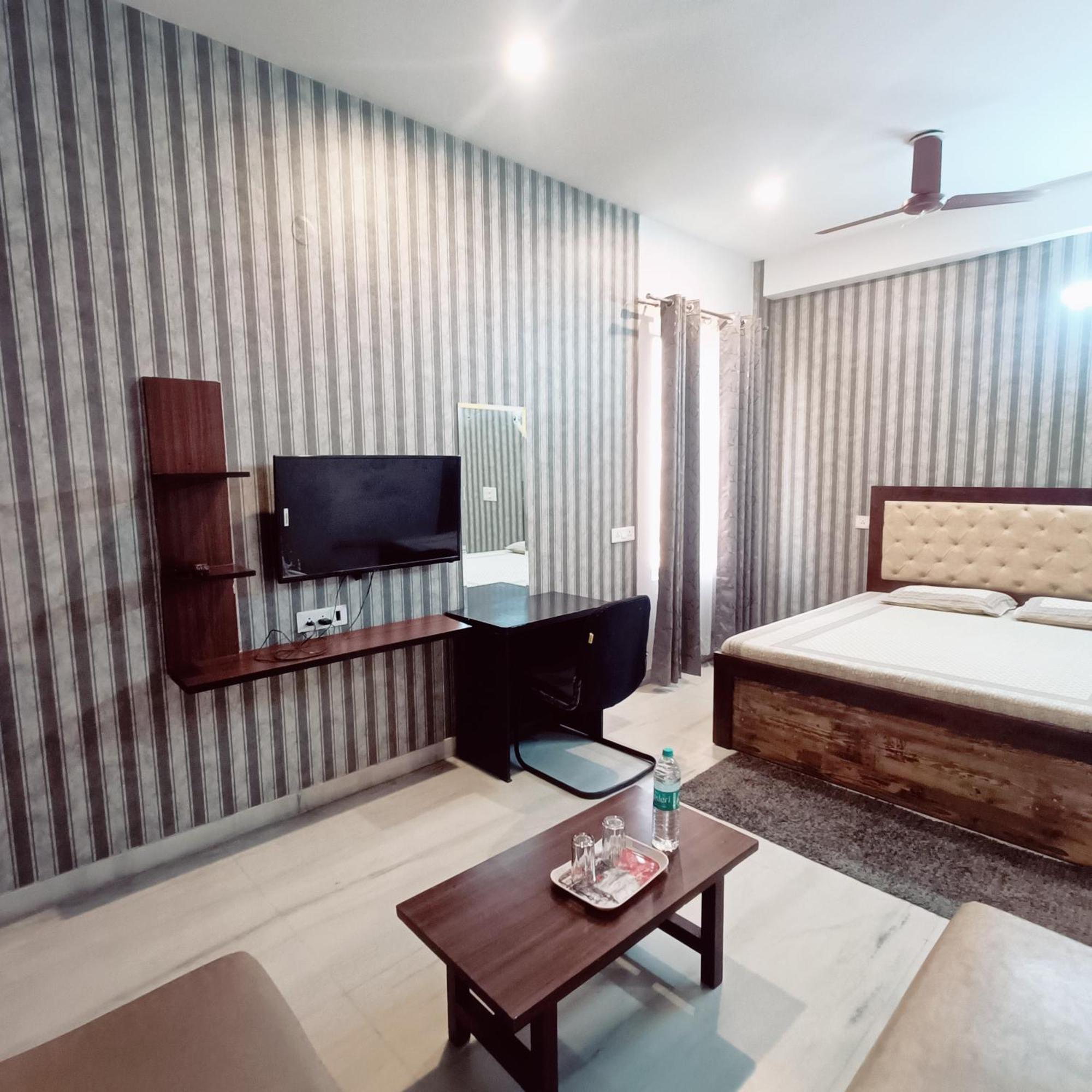 Mi Casa Sector 47 Apartment Gurgaon Ngoại thất bức ảnh