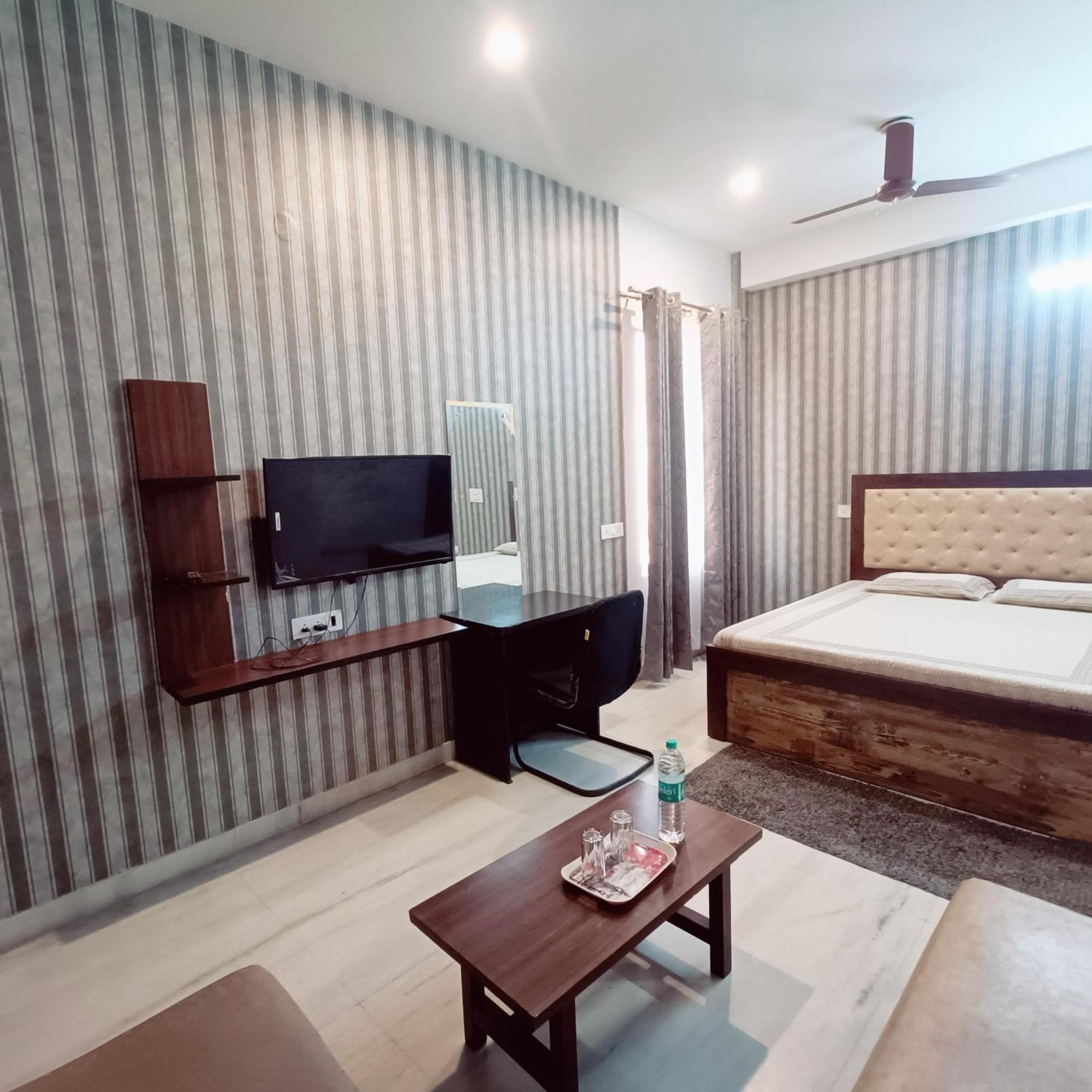 Mi Casa Sector 47 Apartment Gurgaon Ngoại thất bức ảnh